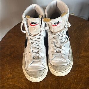 Nike Blazer Sneakers Mid ‘77 Vintage size 8